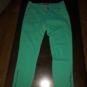Color pants